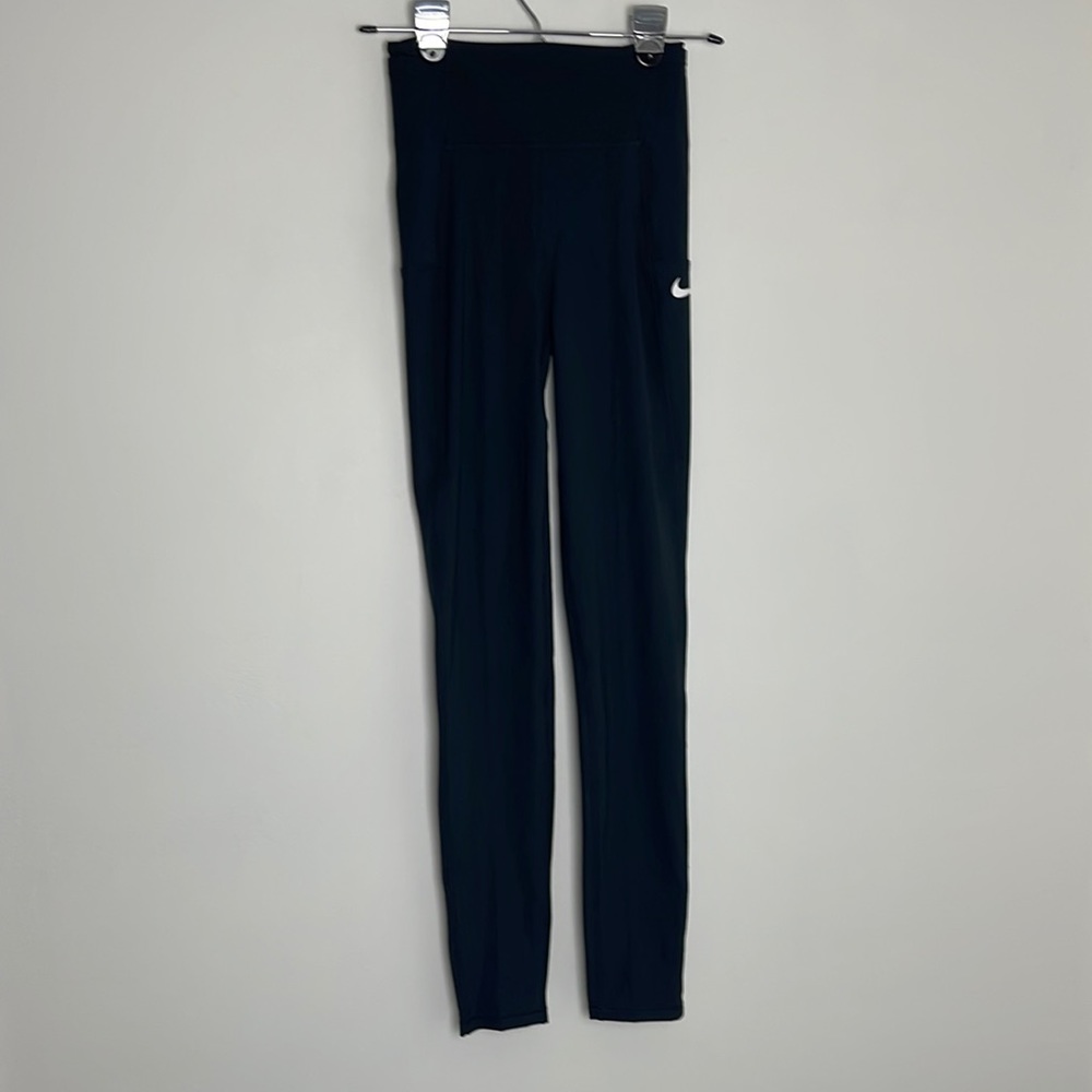 Nike dri-fit leggings black size medium